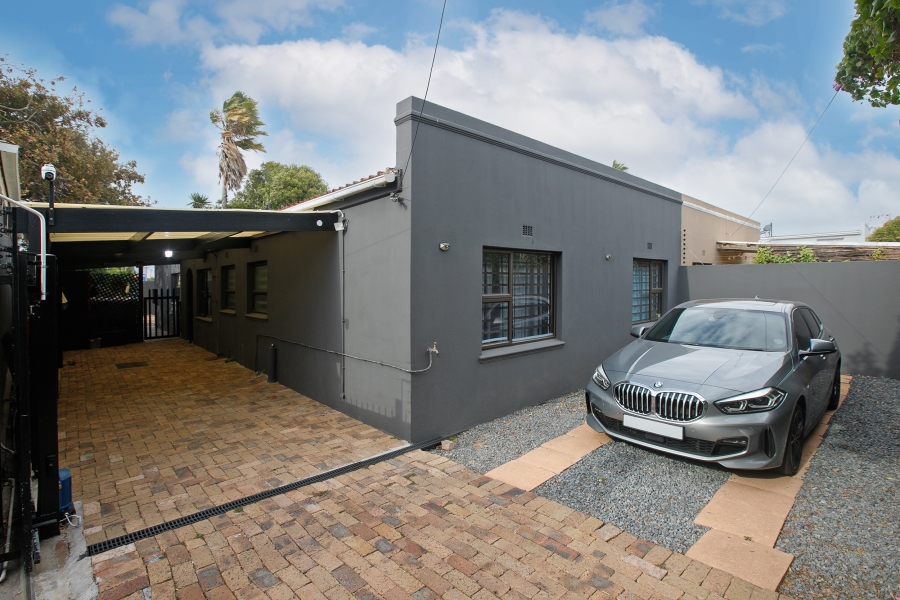 3 Bedroom Property for Sale in Claremont Village Western Cape